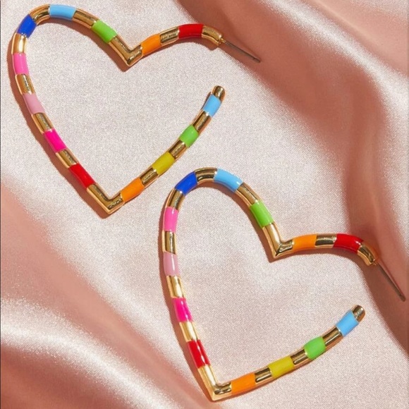 •Kelly• Heart Hoops - Picture 2 of 6